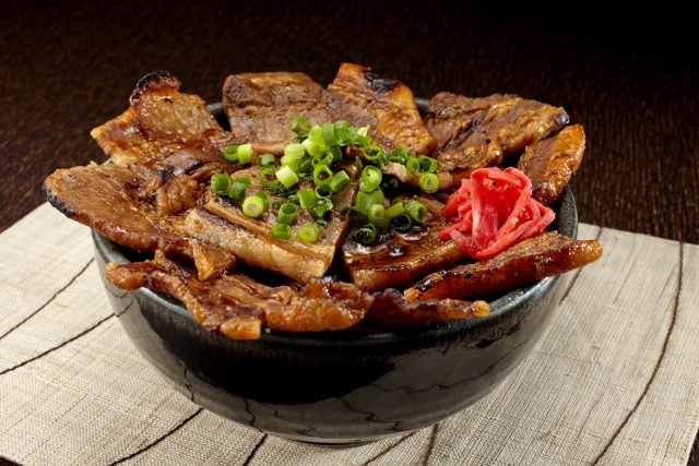 豚丼